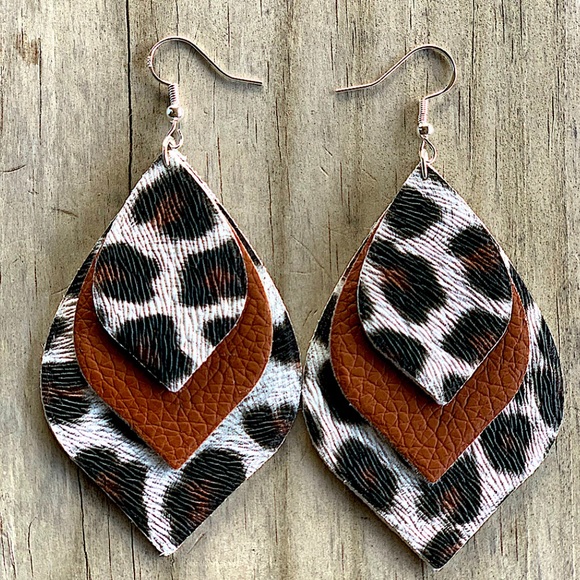 3-Layers Leopard Black & Brown Dangle Earrings - Picture 4 of 10